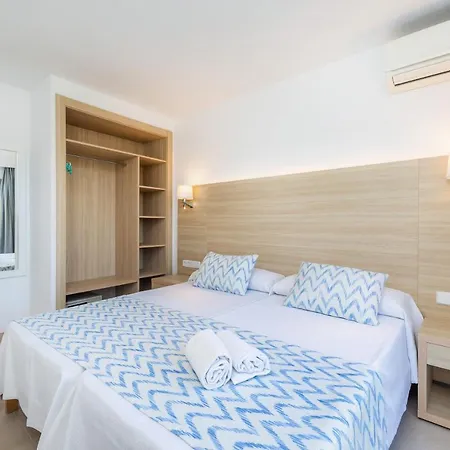 Apartment Aquamarina 5 *